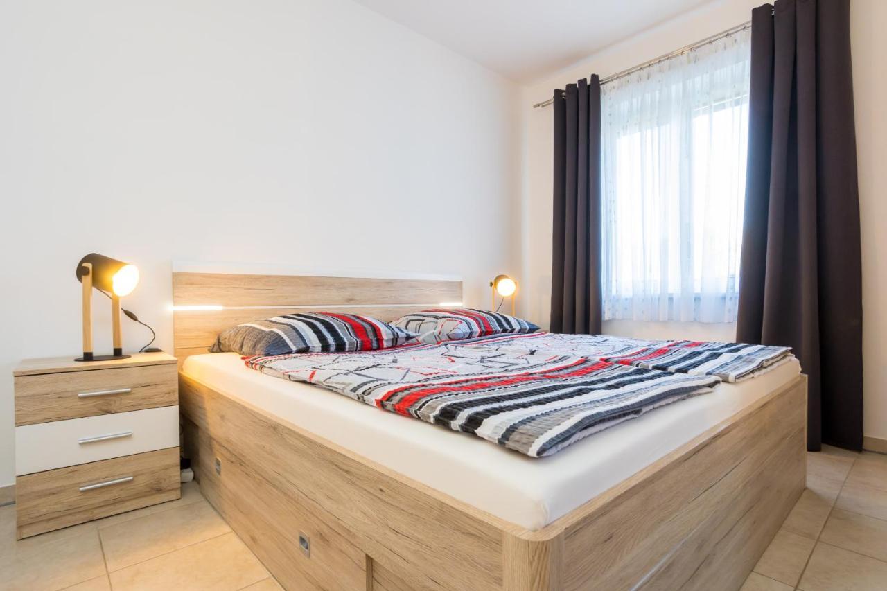 Apartments Sara Milohnici المظهر الخارجي الصورة